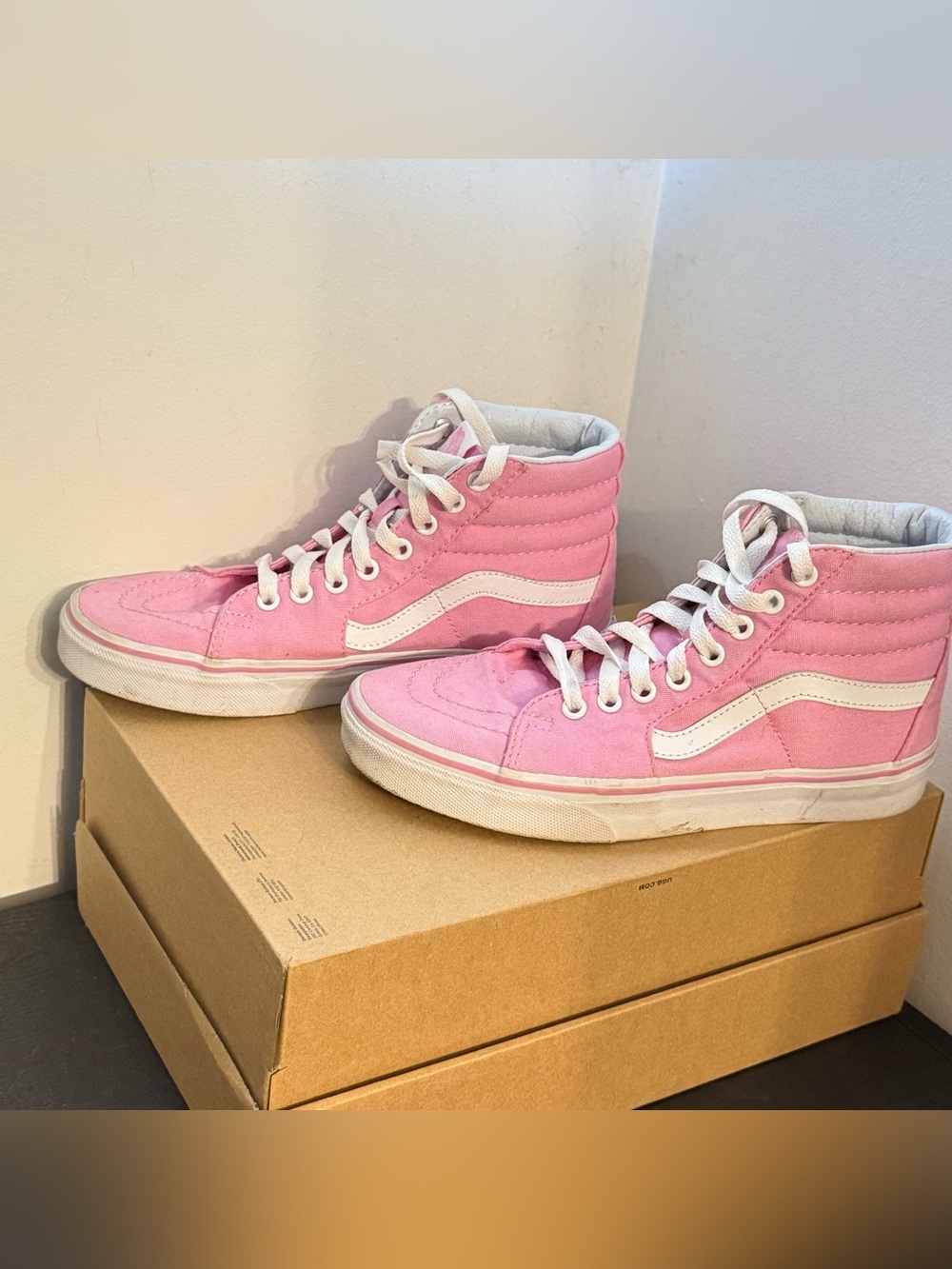 Bubblegum Pink and White High Top Vans Skate Shoes Womens 7 Mens 5.5 Sm